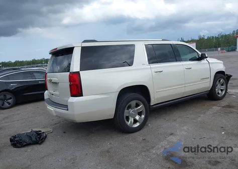 2015 Chevrolet Suburban 1500 Ltz z USA, uszkodzony, nr VIN 1GNSKKKC4FR687923